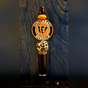 NFL Cincinnati Bengals Sparkly/Blingy Custom Created Super Fan Beaded Pen